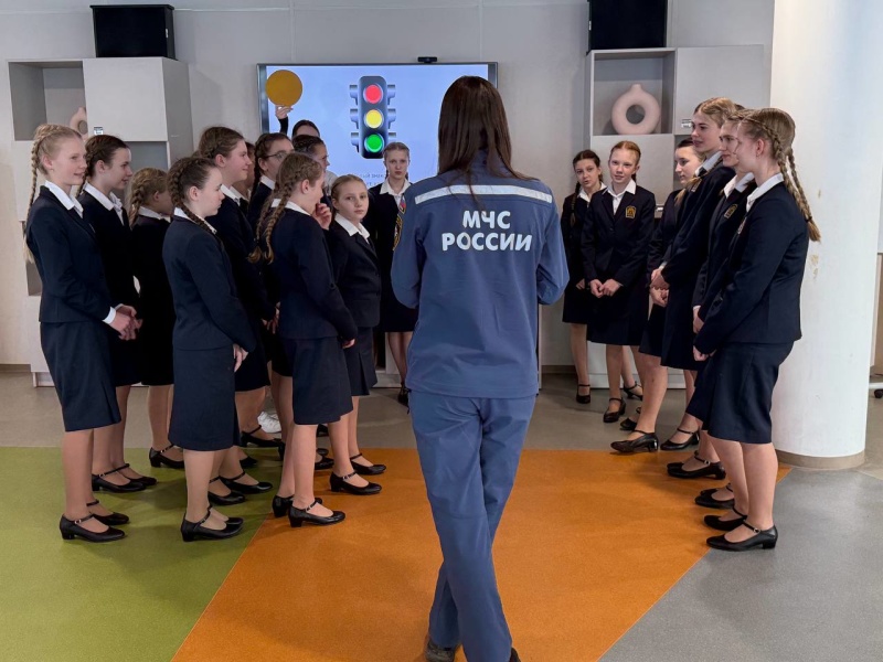 Специалист Северо-Западного филиала провел занятие по формированию культуры безопасного поведения