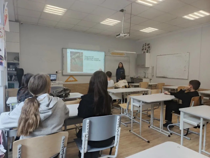 Психологи Сибирского филиала ЦЭПП МЧС России провели занятия для красноярских школьников