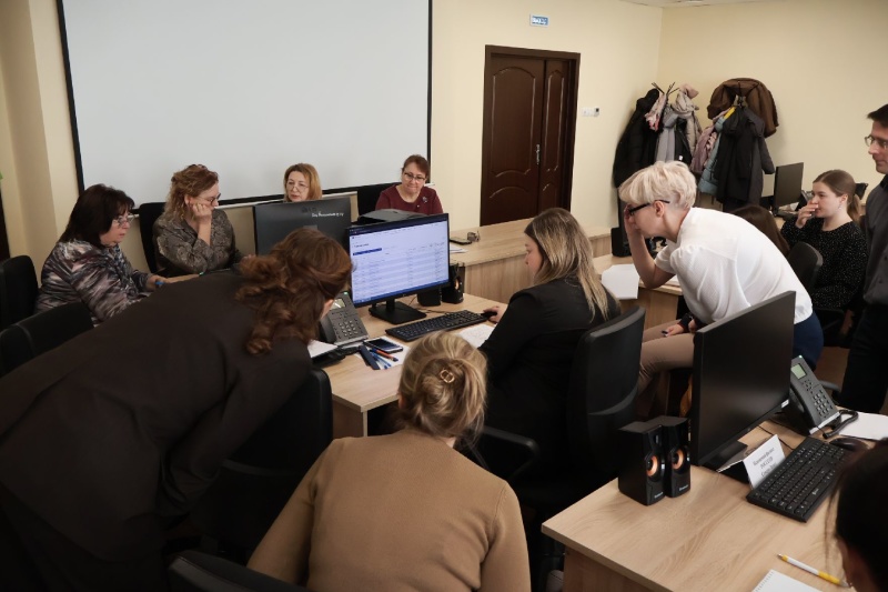 Психологи Псковской области приняли участие в тренировке по работе телефона «Горячая линия»