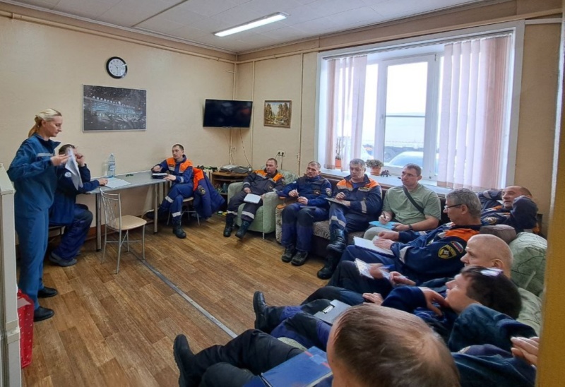 Психологи Сибирского филиала провели мониторинговое психодиагностическое обследование личного состава МЧС России в Бердском ПСО МЧС России