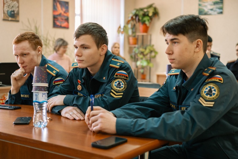 Северо-Западный федеральный округ провел отборочный этап студенческой лиги «Человеческий фактор»