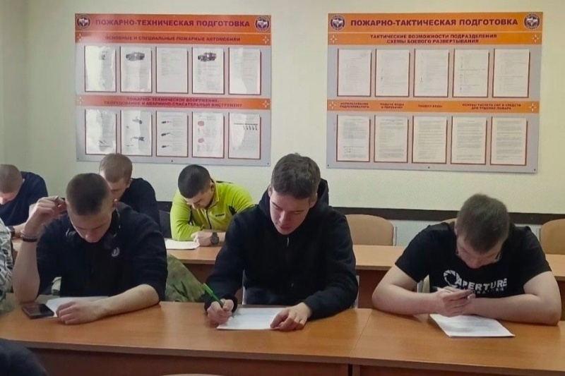 Северо-Западный федеральный округ провел отборочный этап студенческой лиги «Человеческий фактор»