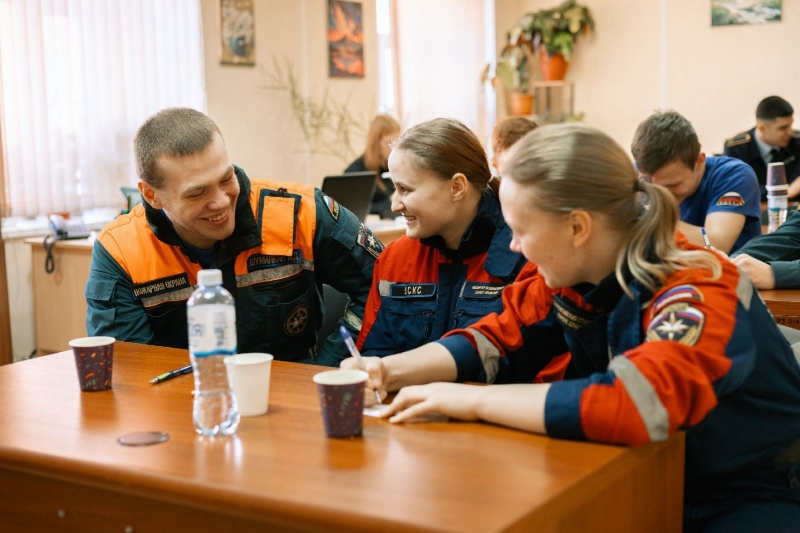 Северо-Западный федеральный округ провел отборочный этап студенческой лиги «Человеческий фактор»