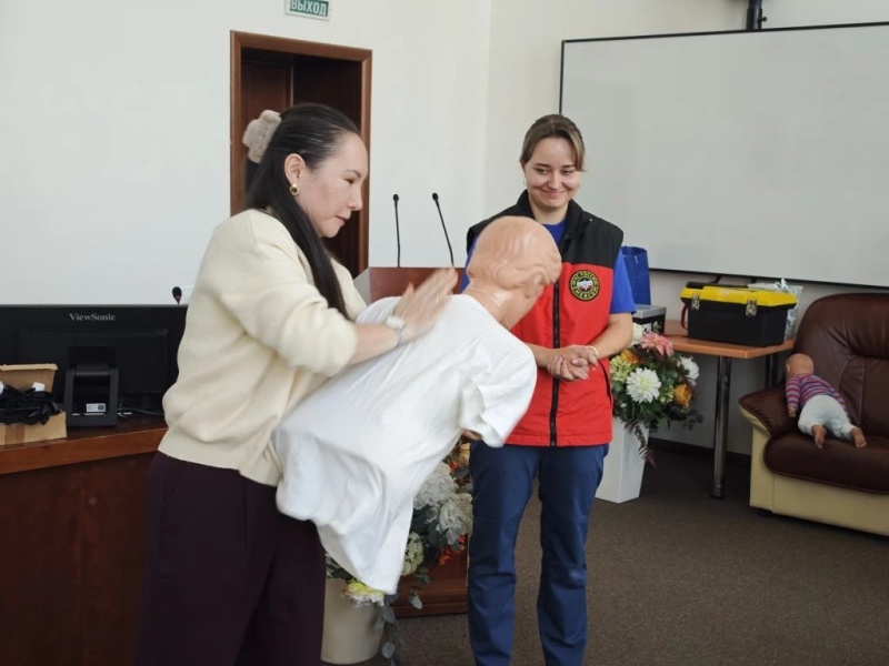 Сотрудники ЦЭПП МЧС России отработали навыки оказания первой помощи в рамках плановой мобилизационной подготовки