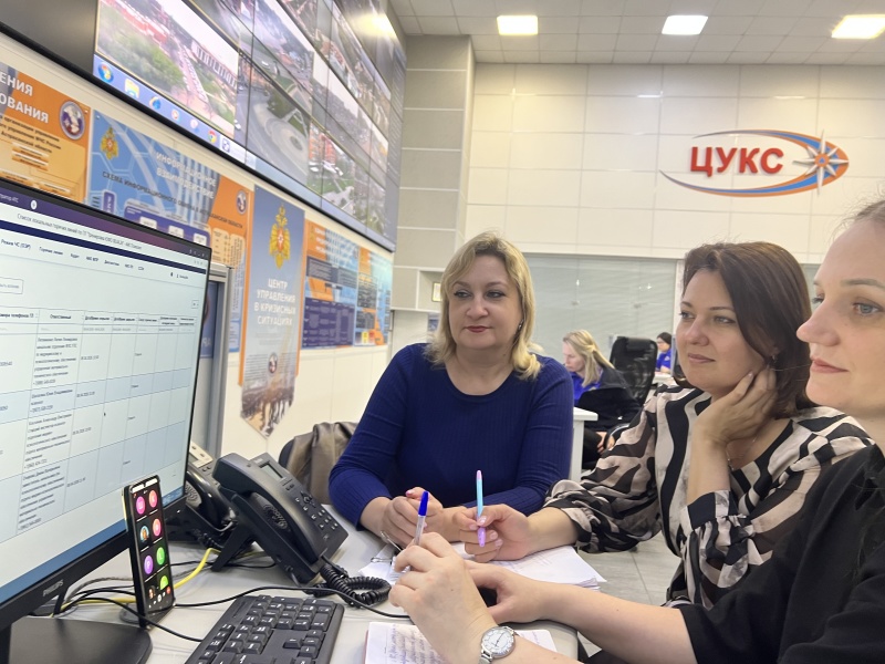 В Южном федеральном округе прошла тренировка специалистов психологической службы территориальных органов по работе телефона "Горячая линия"