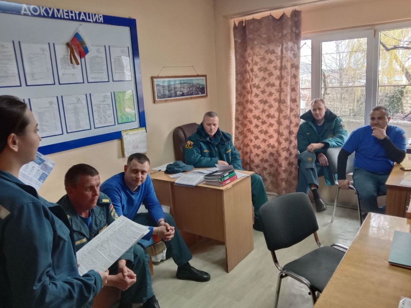 Психологи Крымского филиала проводят плановые мероприятия со спасателями Судака