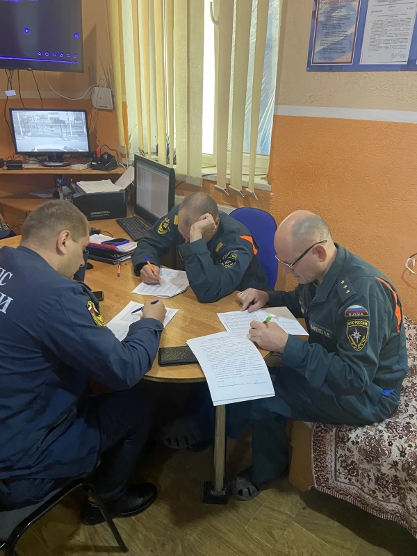 Специалист Крымского филиала Центра экстренной психологической помощи МЧС России провела мониторинговое психодиагностическое обследование с пожарными и спасателями