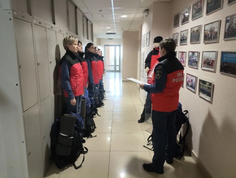 Специалисты Уральского филиала ЦЭПП МЧС России приняли участие в тренировке по отработке навыков оказания очной и дистанционной экстренной психологической помощи