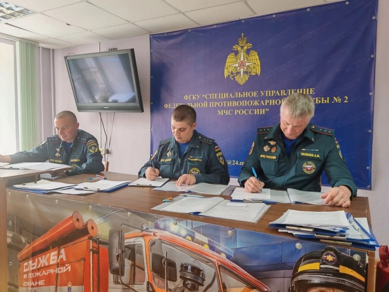 Сибирские психологи приступили к проведению мониторингового психодиагностического обследования личного состава специального управления Федеральной противопожарной службы № 2 МЧС России