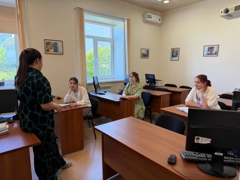 Студенты-психологи проходят практику на базе Дальневосточного филиала Центра экстренной психологической помощи МЧС России