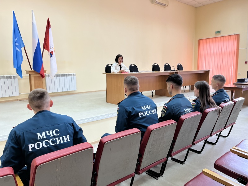 В Республике Марий Эл прошло занятие по особенностям адаптации молодых специалистов к службе в МЧС России