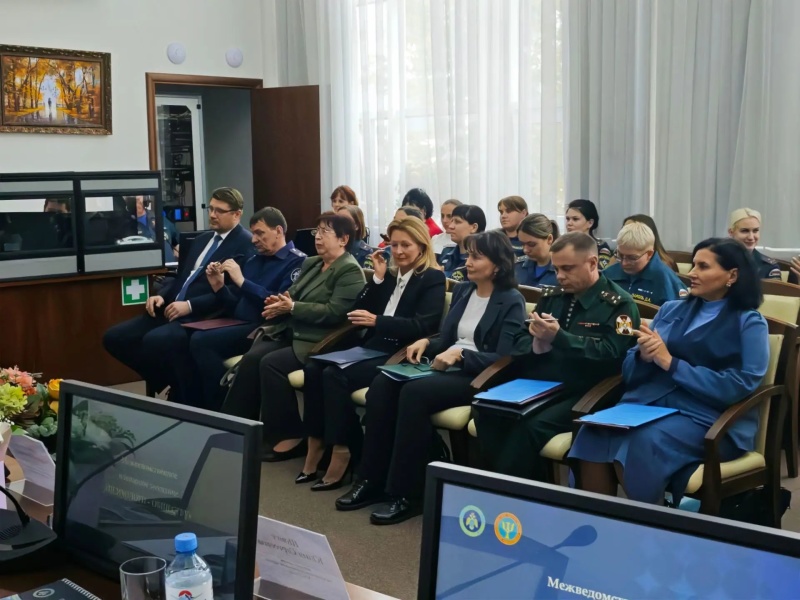 В ходе Круглого стола в ЦЭПП МЧС России обсудили необходимость нормативно-правовой регламентации оказания психологической помощи в Российской Федерации