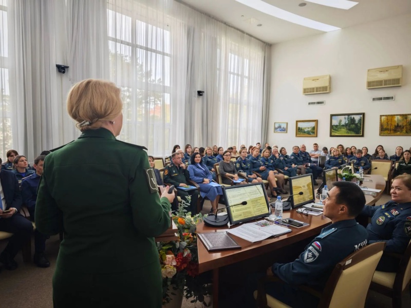 В ходе Круглого стола в ЦЭПП МЧС России обсудили необходимость нормативно-правовой регламентации оказания психологической помощи в Российской Федерации