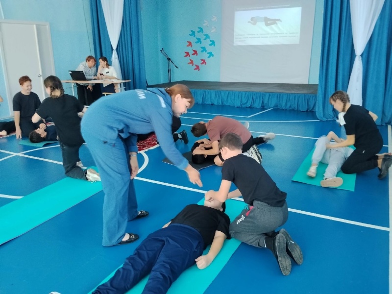 В Пермском крае продолжается проведение единых уроков оказания первой помощи для школьников