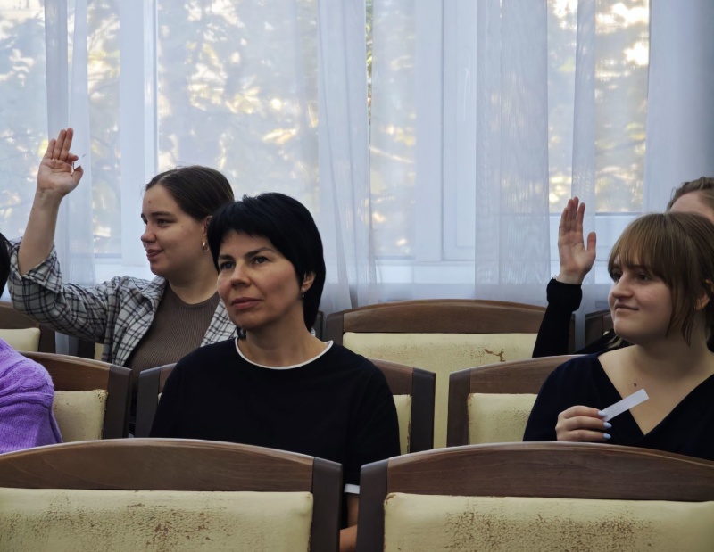 В ЦЭПП МЧС России состоялось занятие, на котором познакомили с основными приемами оказания психологической поддержки