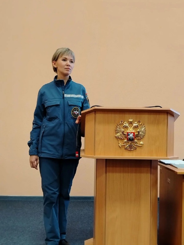 Уральские психологи рассказали студентам и курсантам УрИ ГПС  МЧС России о приемах конструктивного общения с пострадавшими