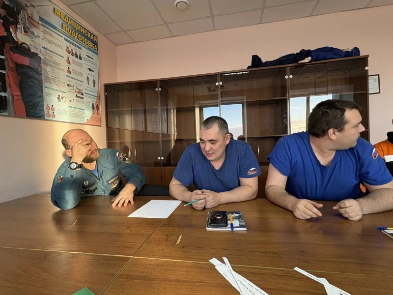 Специалист Сибирского филиала выполняет плановые мероприятия по психологическому сопровождению спасателей в городе Дудинка