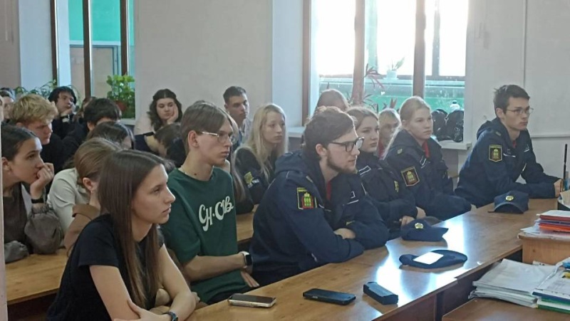 Участников молодежного студенческого отряда для помощи полиции «Тигр» обучили алгоритму оказания первой помощи пострадавшим в кризисных ситуациях