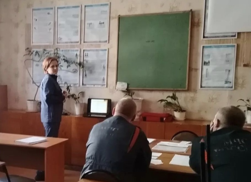 Специалисты Уральского филиала Центра провели занятия по психологической подготовке для пожарных Первоуральска